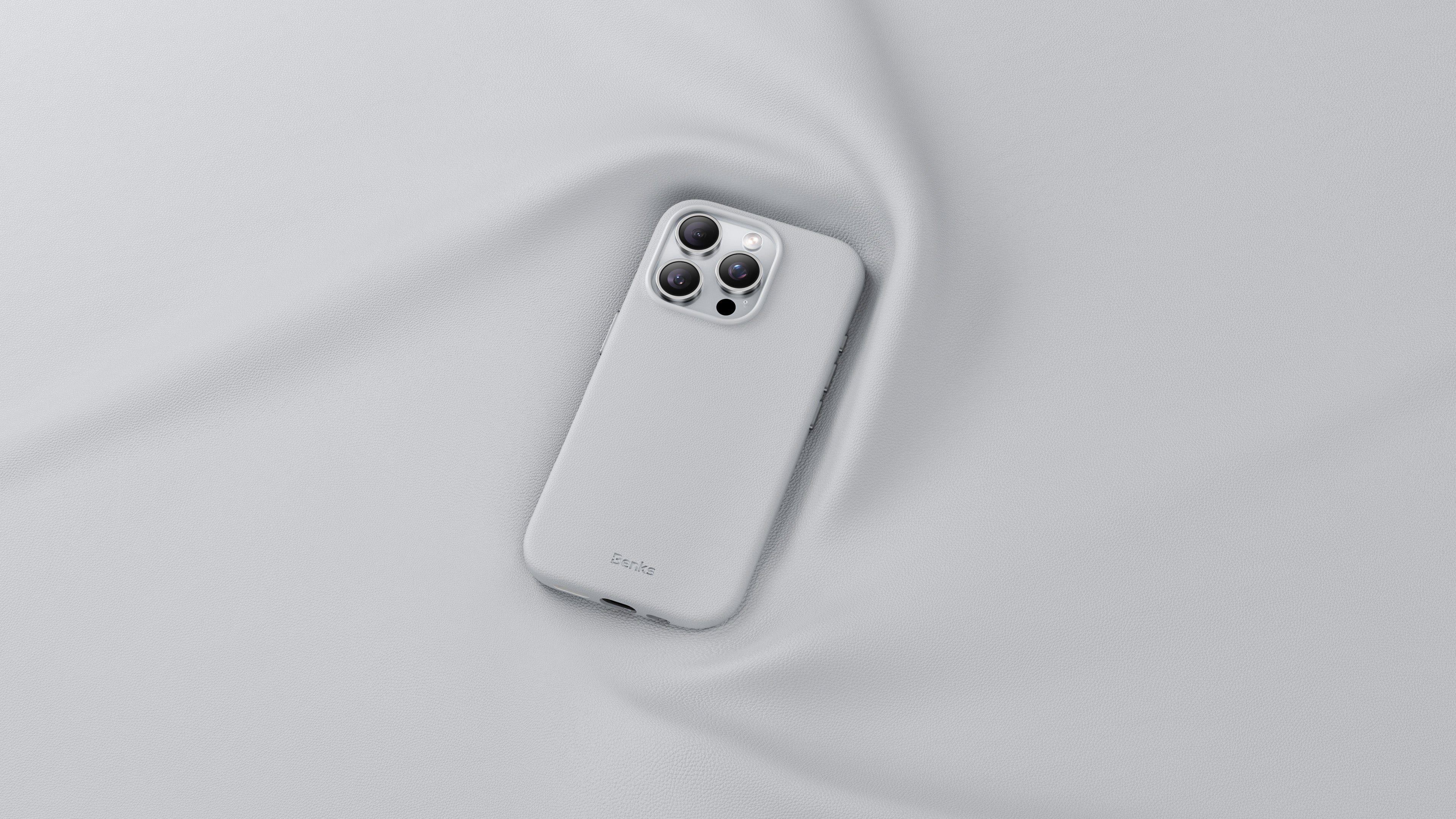Does a Leather Case Protect Your iPhone 16 Pro Max?