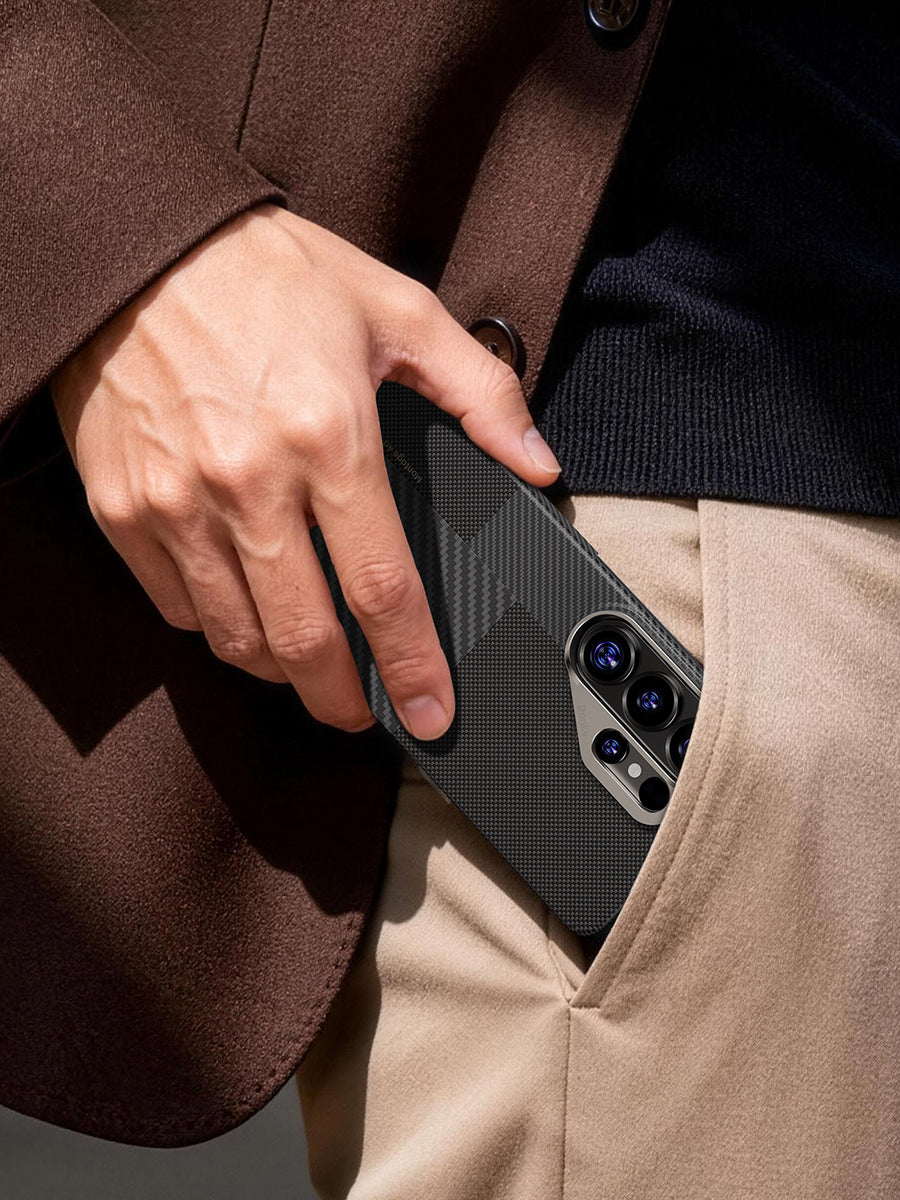 Montage ArmorAir Case built with Kevlar® for Samsung Galaxy S26 Ultra (9).jpg__PID:5574e356-d99c-4411-8b8f-22620a4b1a37