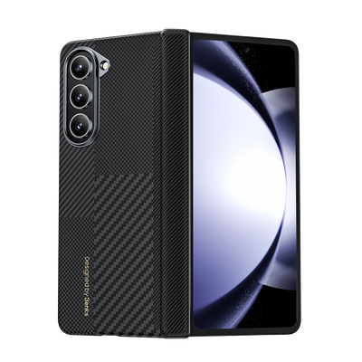 The Montage ArmorAir Case for Samsung Galaxy Z Fold 5 is crafted from high-quality 600D and 1500D DuPont™ Kevlar® fiber, providing your phone with robust protection and a sleek, minimalistic style.