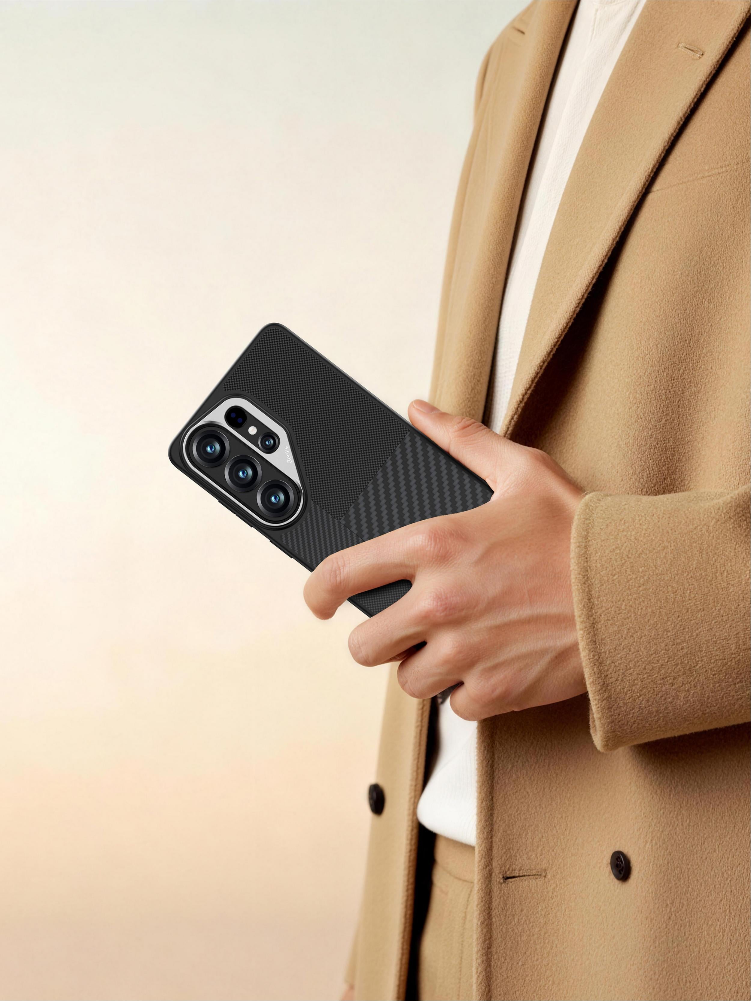 Montage ArmorPro Case built with Kevlar® for Samsung Galaxy S26 Ultra (4).jpg__PID:5c4256ca-d113-4afb-a08f-d92f7ed595f7